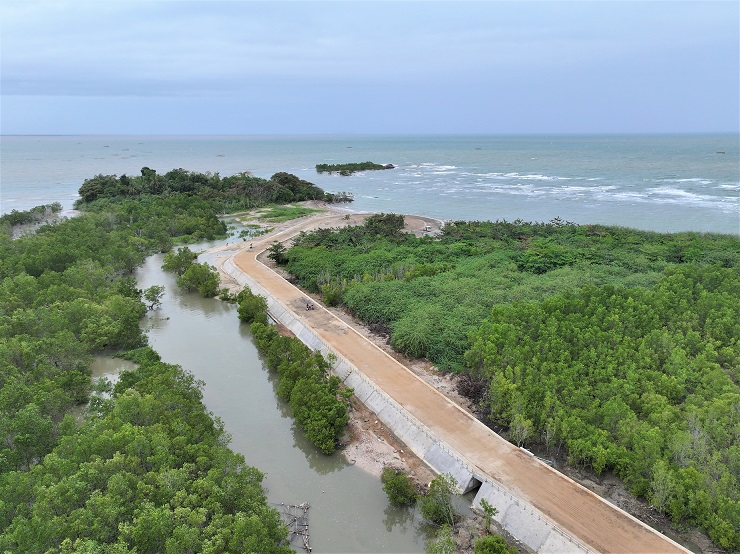 Balisong and Panay River Control Structures